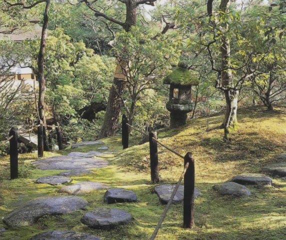 会報『京の茶室』公演と世界遺産『仁和寺』文化財特別鑑賞へ 会報『京の茶室』公演と世界遺産『仁和寺』文化財特別鑑賞へ